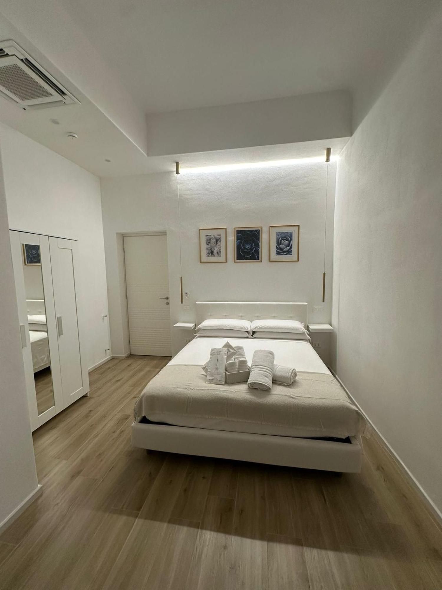 Center Rooms La Spezia Extérieur photo